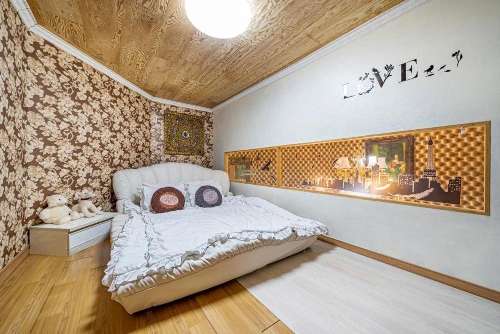 Lala Land Pet Friendly Pension Gyeongju Ngoại thất bức ảnh